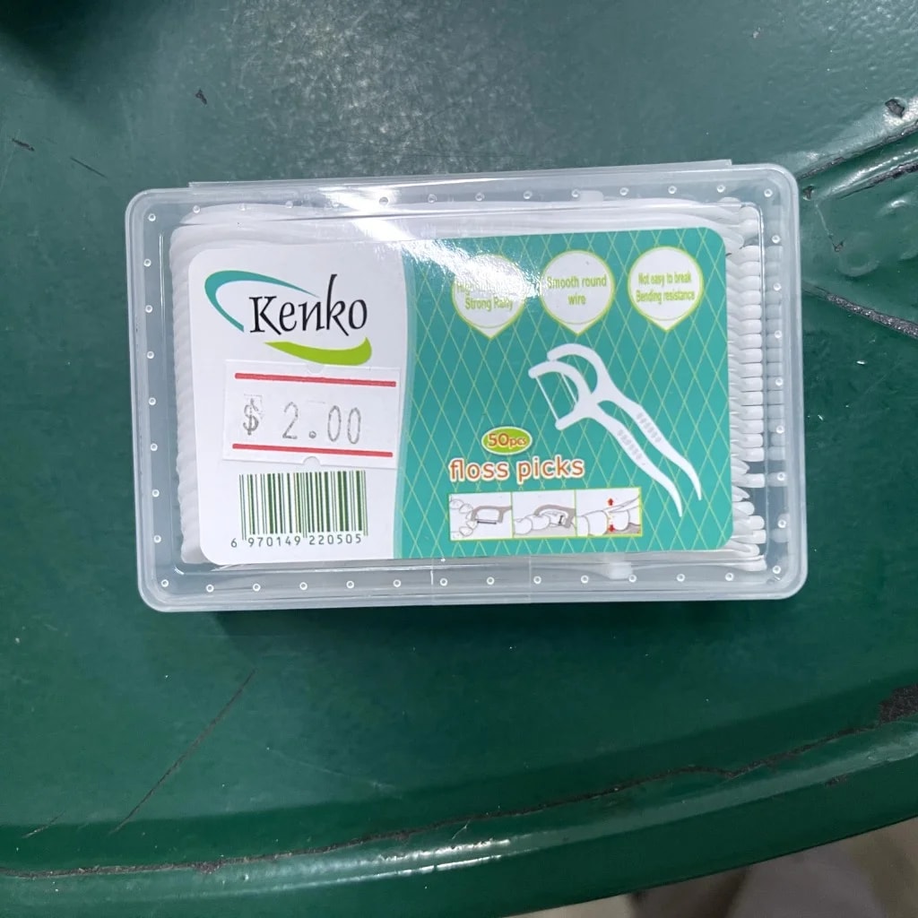 Floss Picks 50pcs - Pharmacy Rotha 2